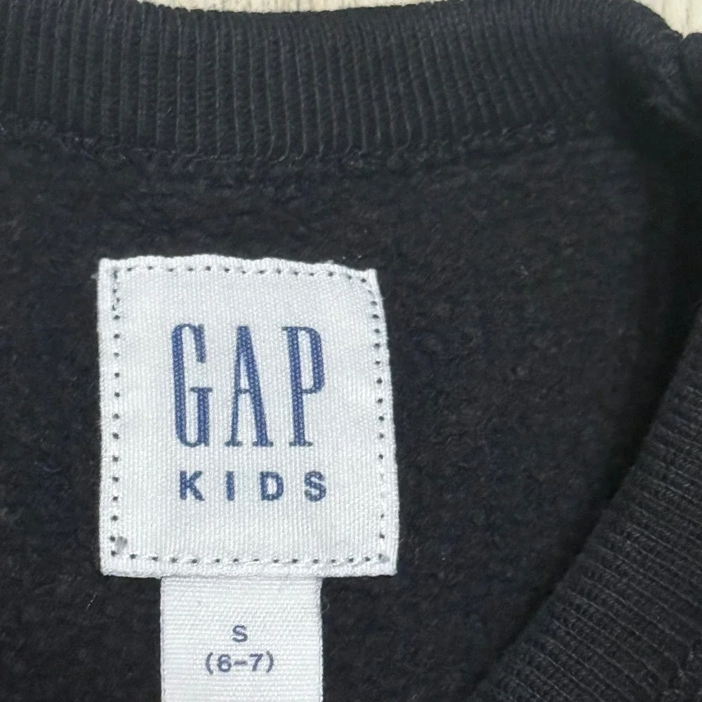 GAP Kids Black Sweatshirt Crew Neck Pullover‎ Long Sleeve Top Size S